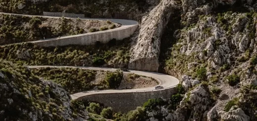 Auto fahren auf Mallorca Symbolbild